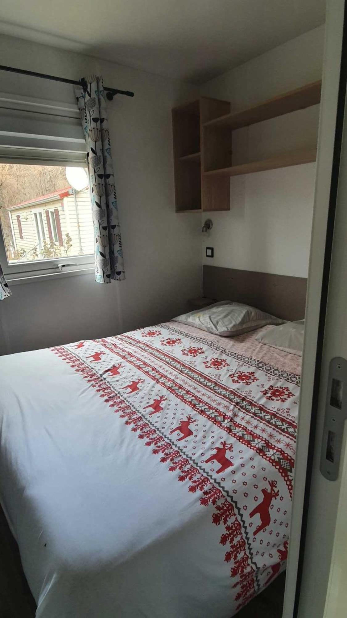 Camping L'Enclave Mobil-Home Estavar Exteriör bild
