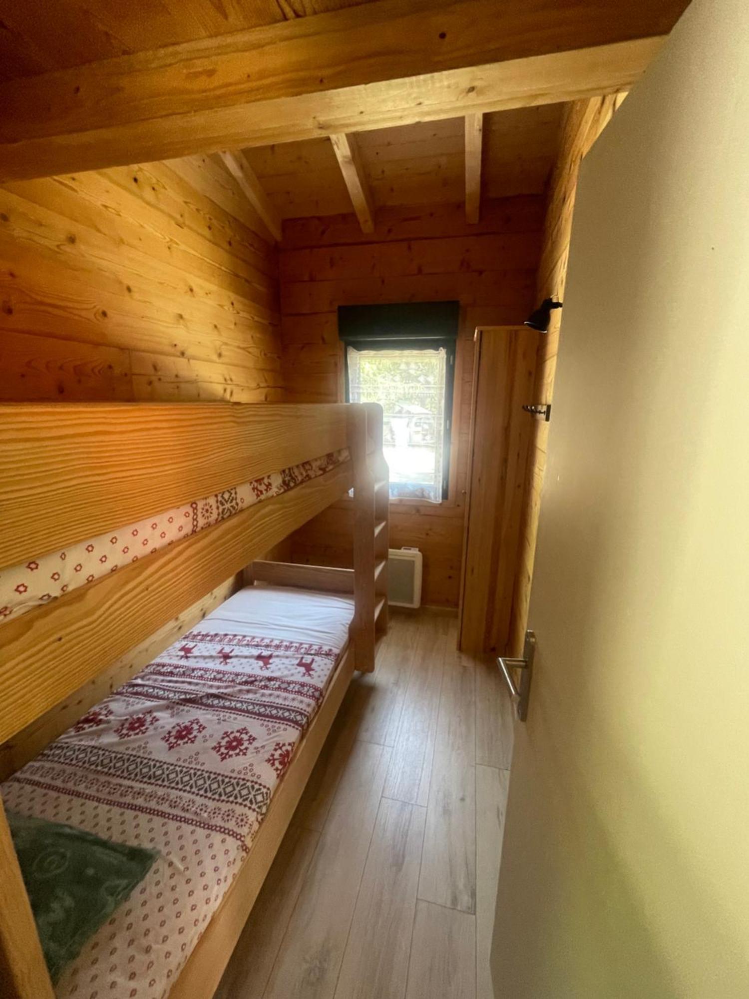 Camping L'Enclave Mobil-Home Estavar Exteriör bild