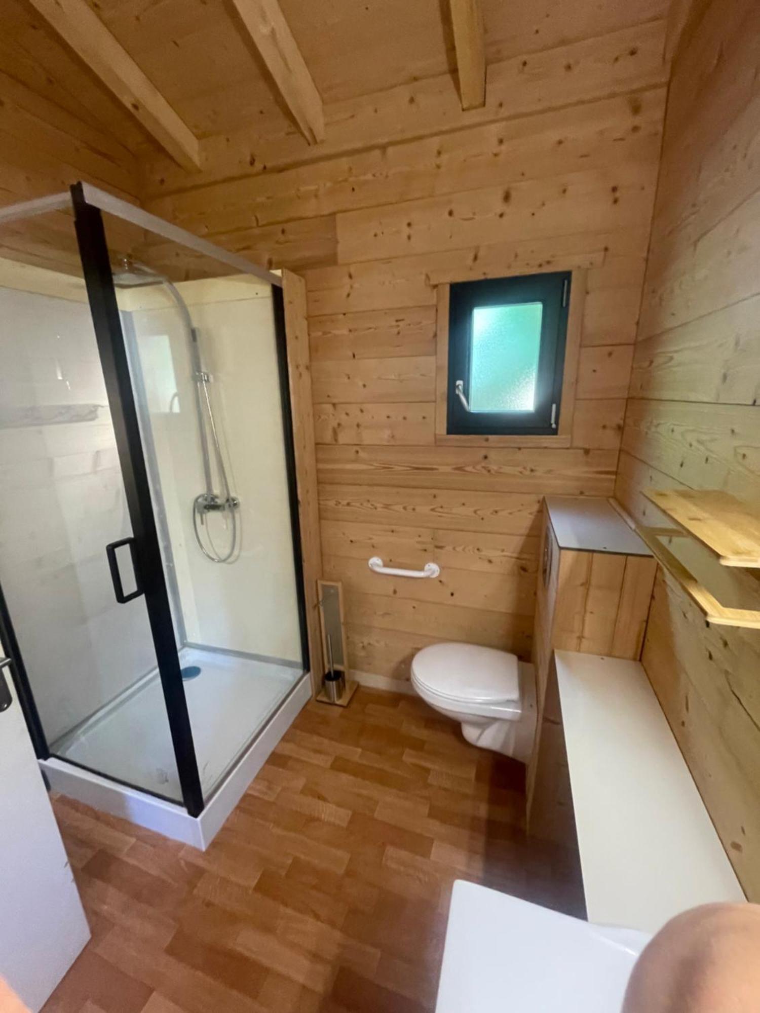 Camping L'Enclave Mobil-Home Estavar Exteriör bild
