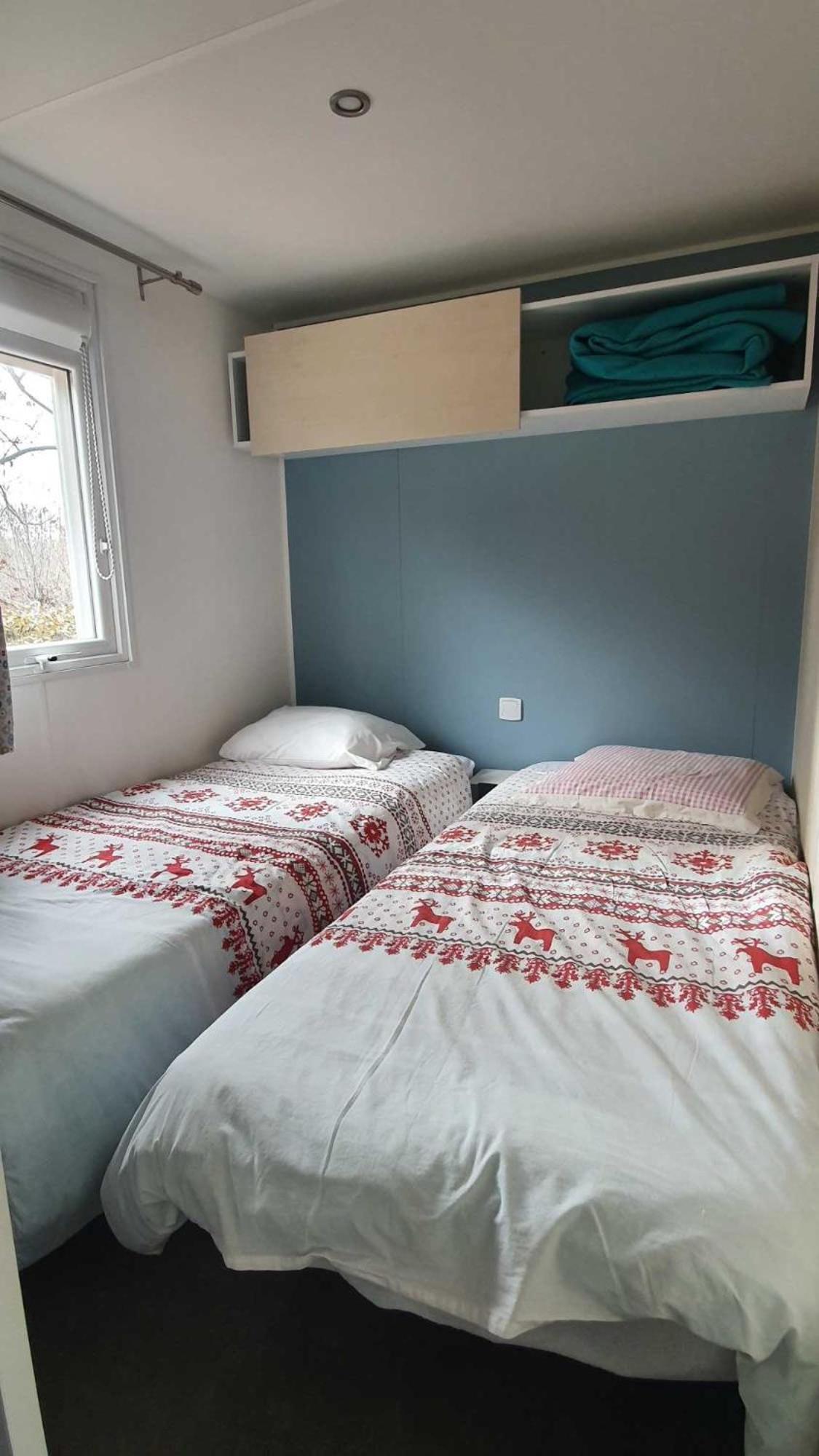 Camping L'Enclave Mobil-Home Estavar Exteriör bild